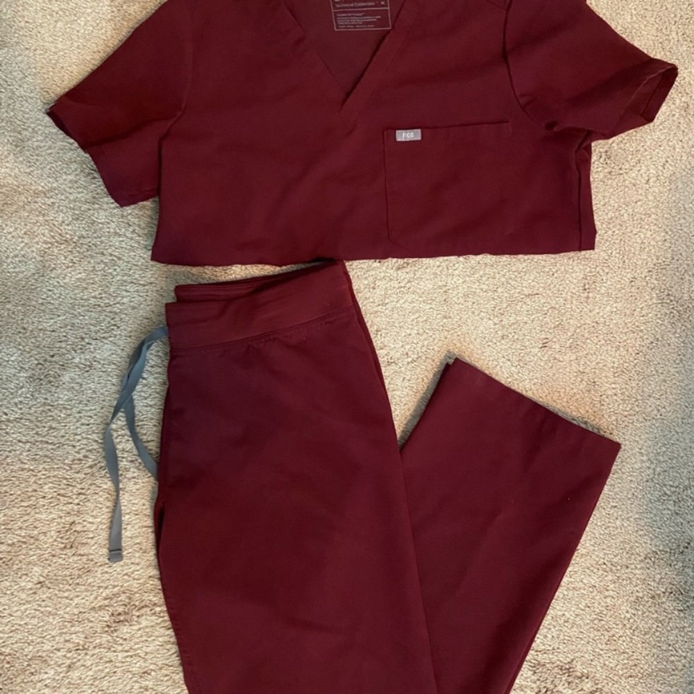 Figs scrubs